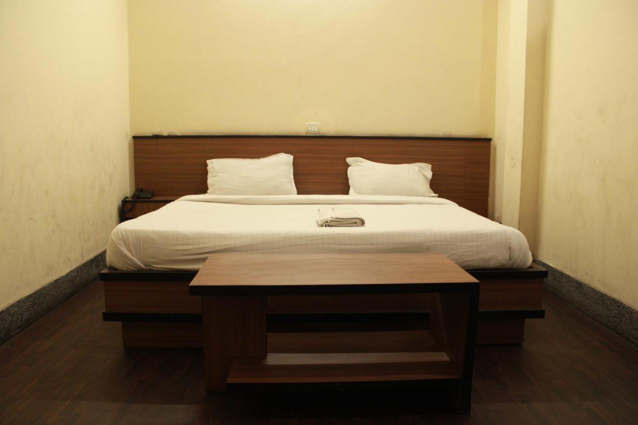 Hotel Chandra Jamshedpur Exterior foto